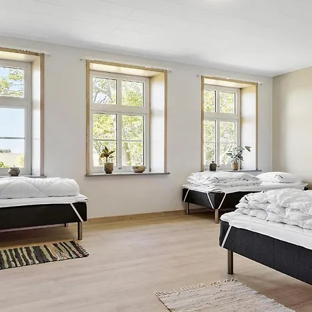 6 Bedroom Stunning In *