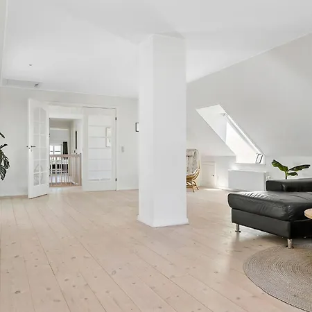 Nyaraló 6 Bedroom Stunning In Højer