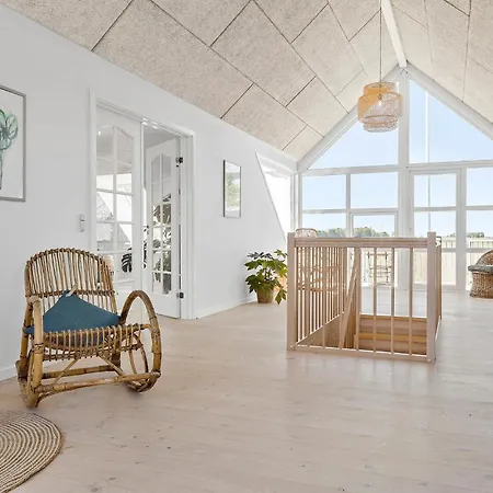 6 Bedroom Stunning In Feriehus