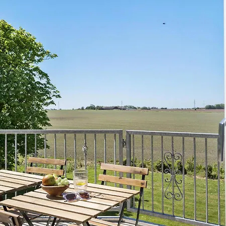 Vakantiehuis 6 Bedroom Stunning In *