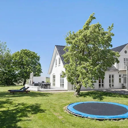 6 Bedroom Stunning In * Højer