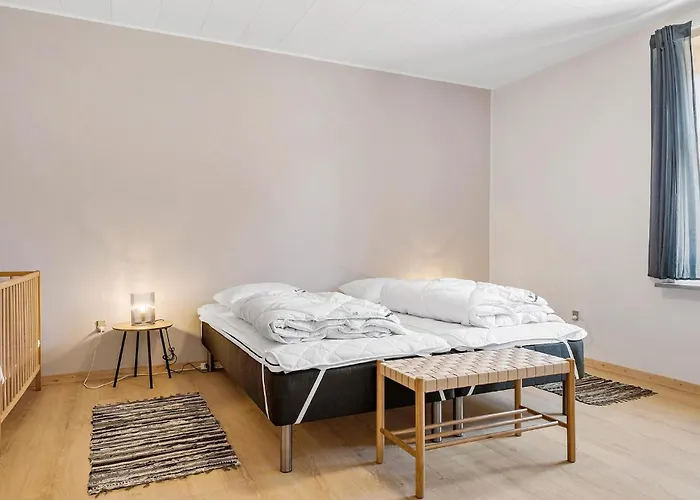 6 Bedroom Stunning In Ferienhaus