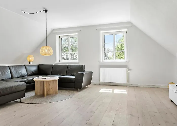 Ferienhaus 6 Bedroom Stunning In *