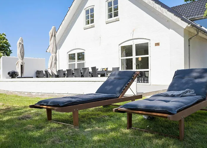 6 Bedroom Stunning In Ferienhaus Højer