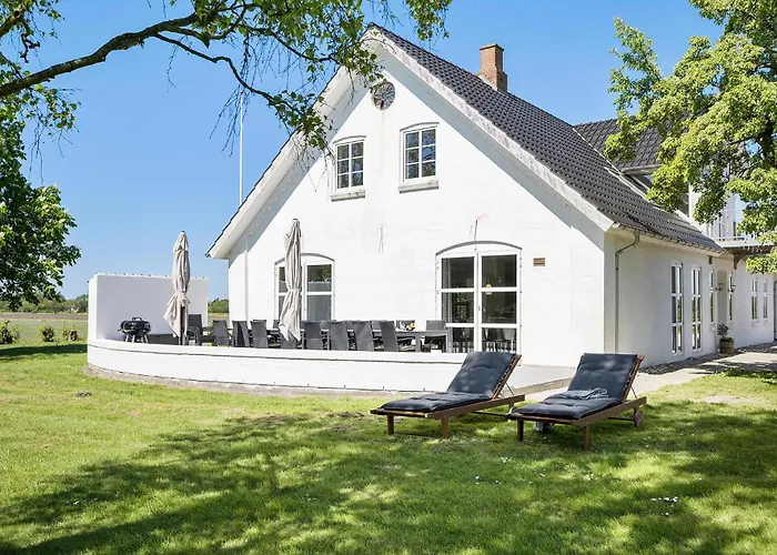 6 Bedroom Stunning In *